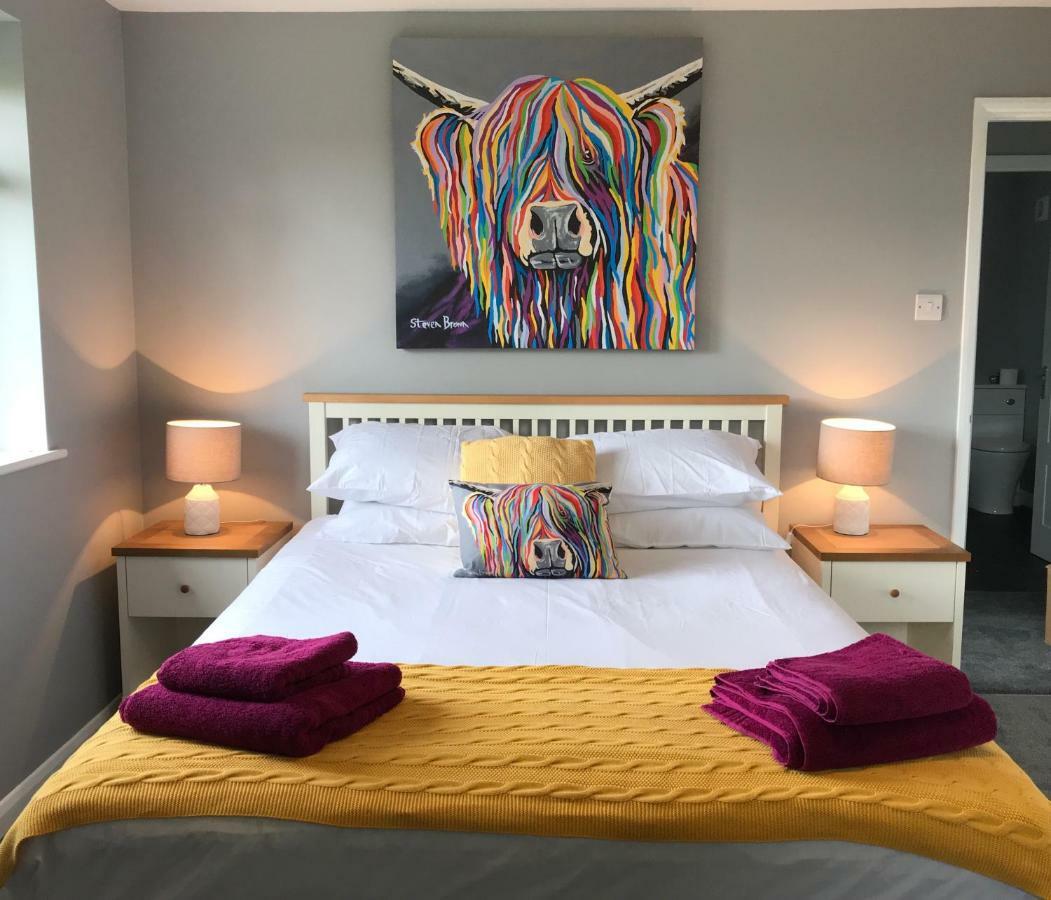 Hunters Lodge Exeter, Free Parking, Country Views, Great Wi-Fi, Large Garden Poltimore Zewnętrze zdjęcie